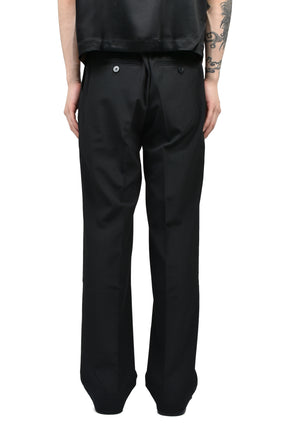 PLEATED STRAIGHT FIT TROUSERS / BLK