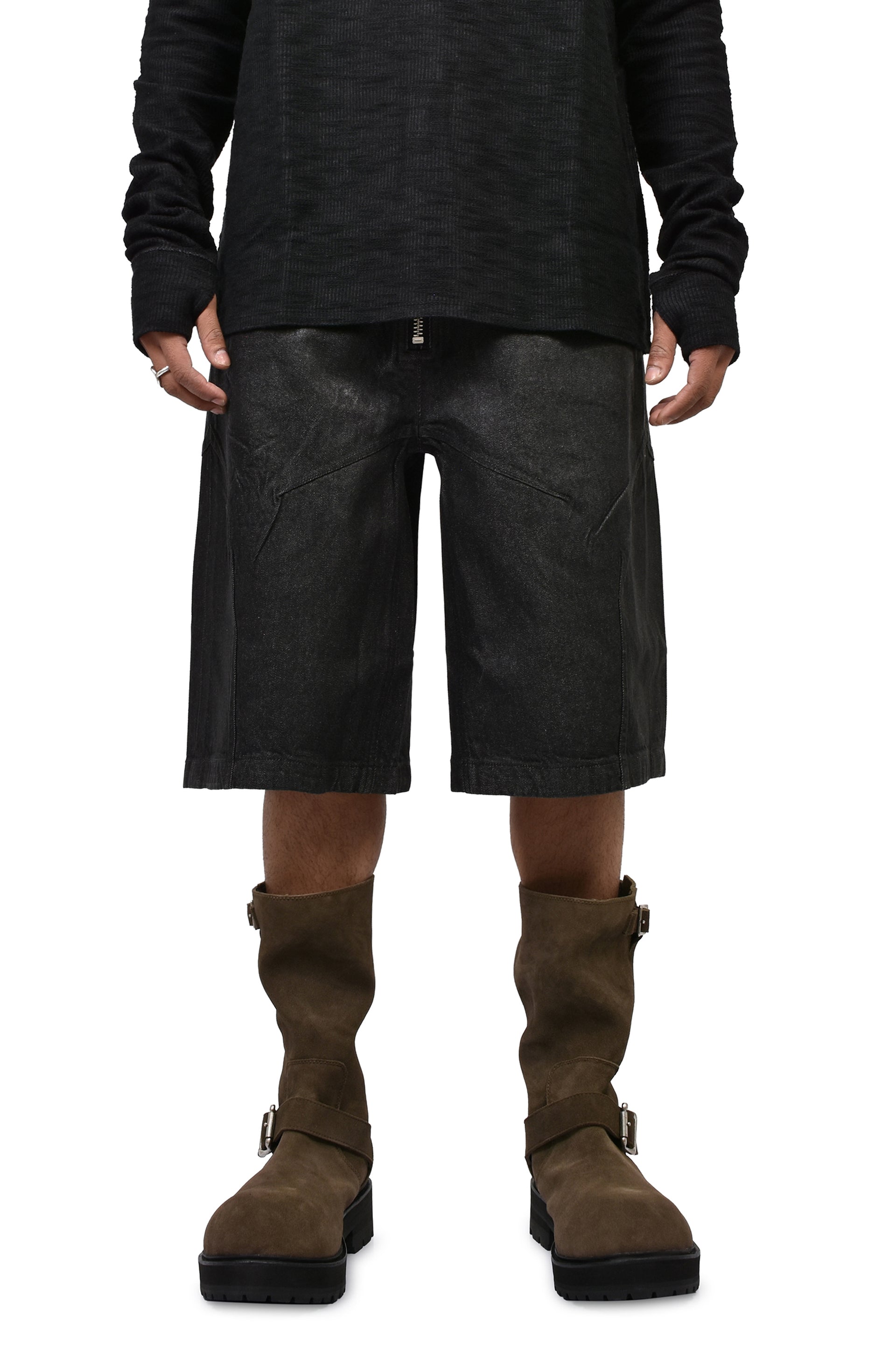 FRONT ZIP SHORTS  / WAXED BLK