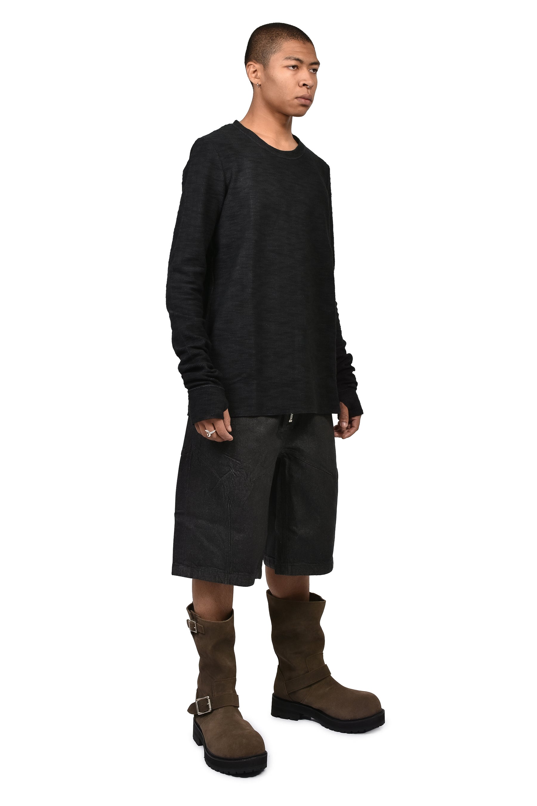 FRONT ZIP SHORTS  / WAXED BLK