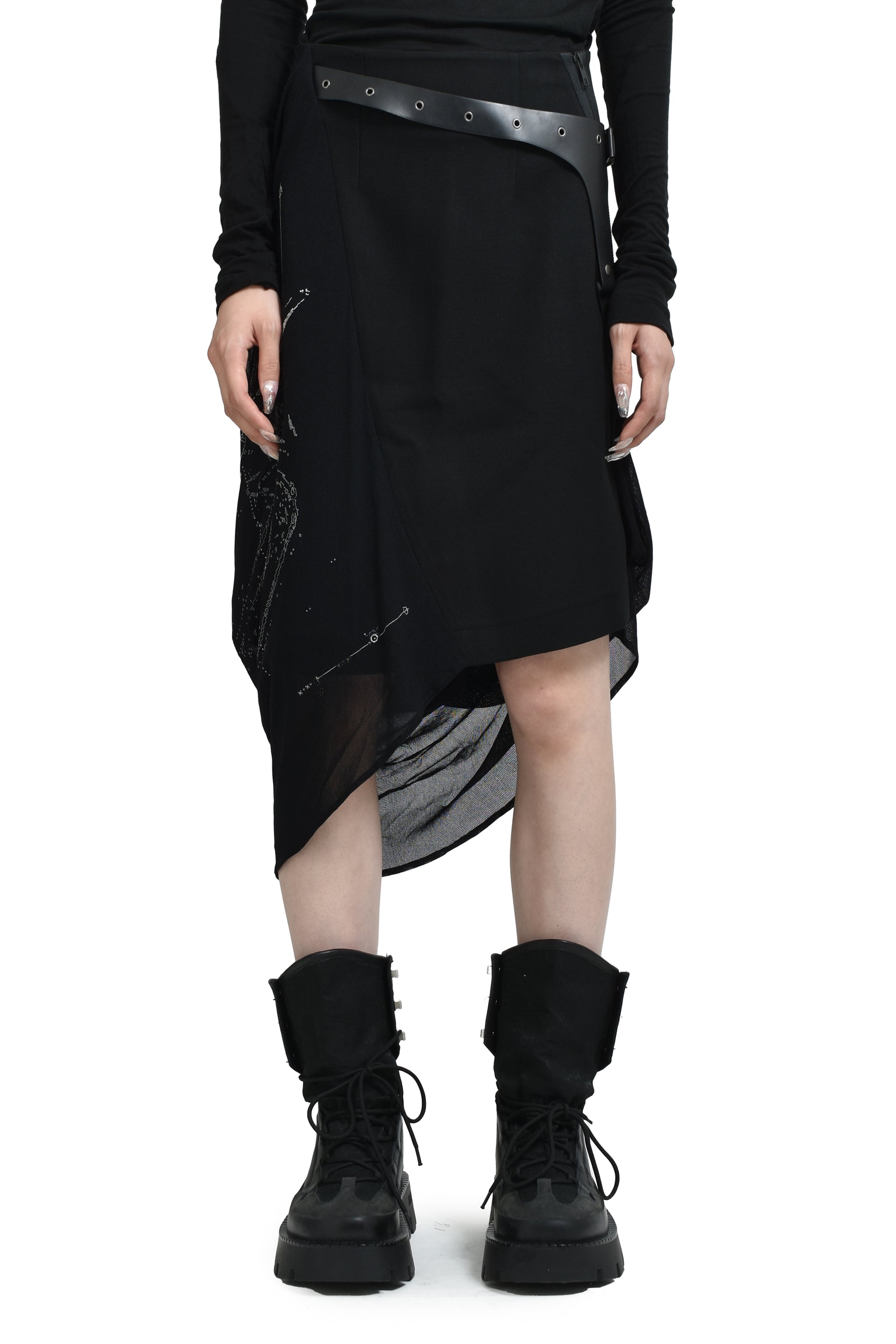 Hyein Seo FW25 Graphic Wrap Skirt with Garter Belt / Black - Nubian Hyein Seo FW25 Graphic Wrap Skirt with Garter Belt / Black - Nubian