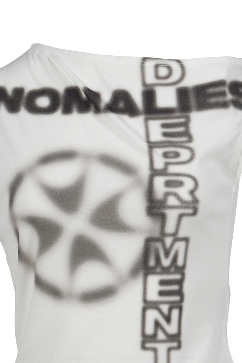 OFF-SHOULDER ASYMMETRIC PRINTED WHITE T-SHIRT / WHT