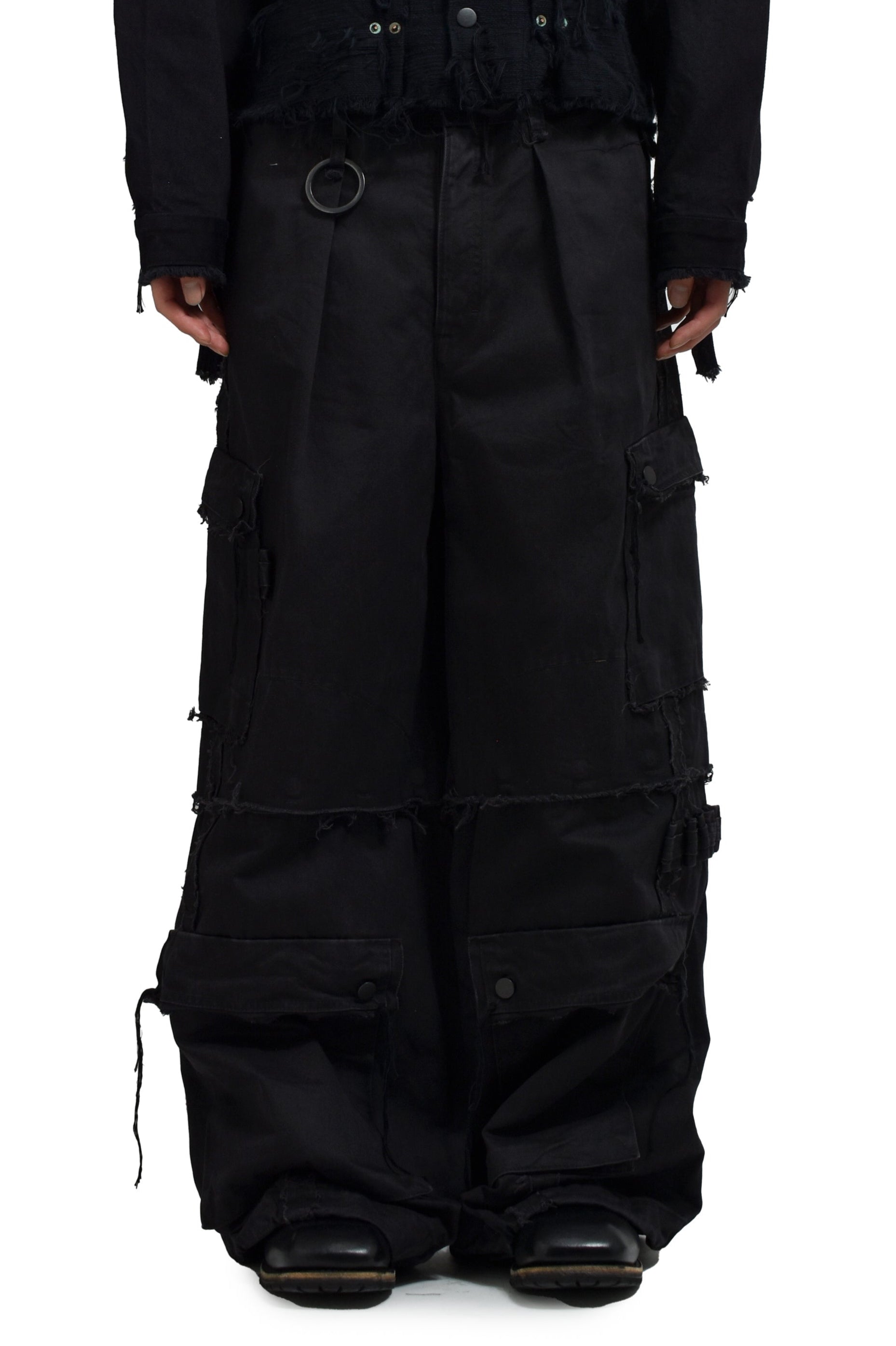 SLASH SEAM TWIST CARGO PANTS / AGED BLK