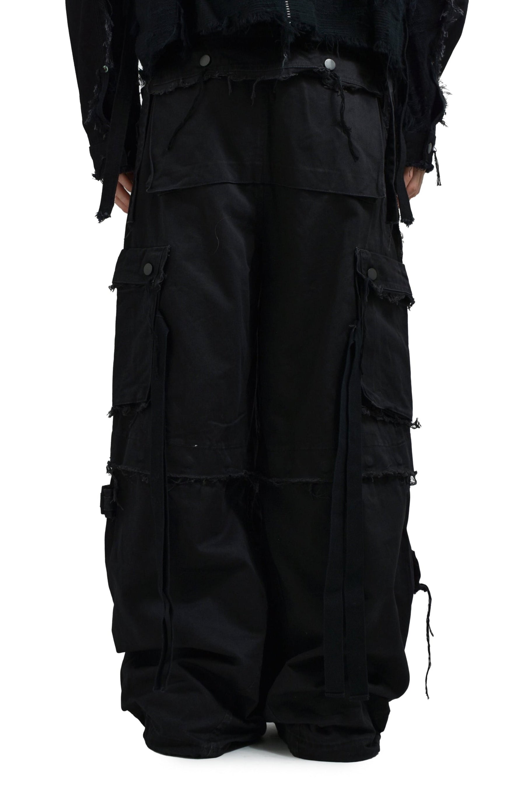 SLASH SEAM TWIST CARGO PANTS / AGED BLK