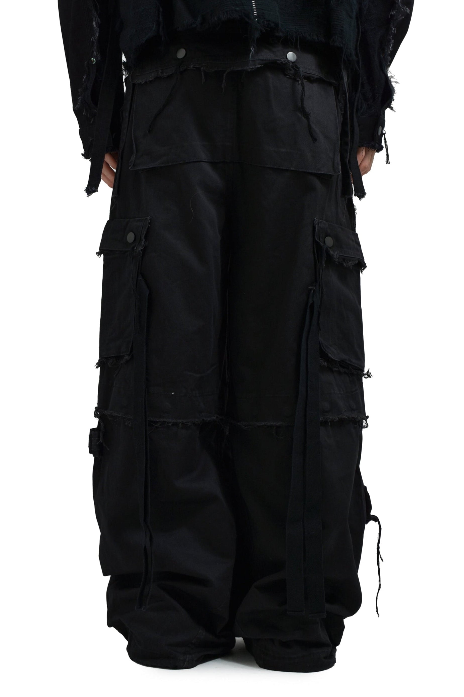 SLASH SEAM TWIST CARGO PANTS / AGED BLK