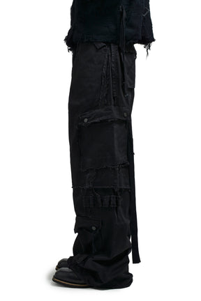 SLASH SEAM TWIST CARGO PANTS / AGED BLK