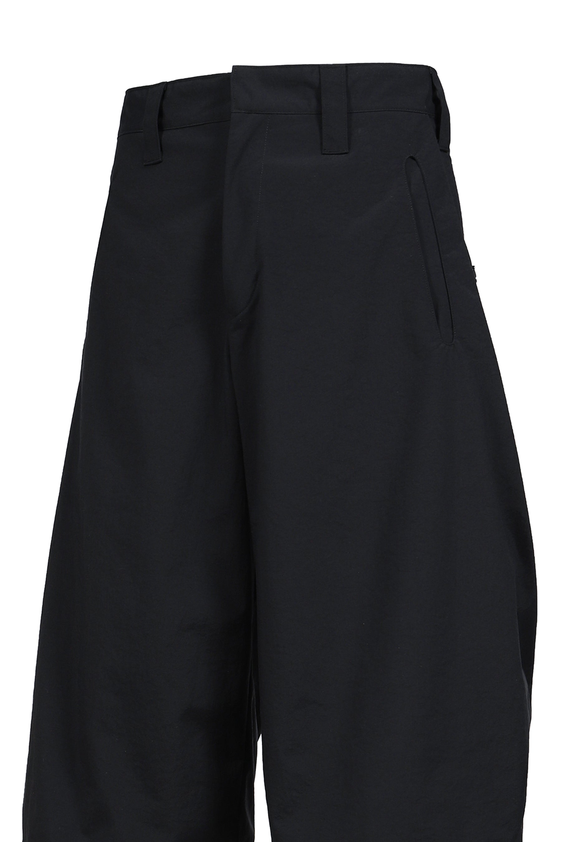 SY SHORTS / BLACK