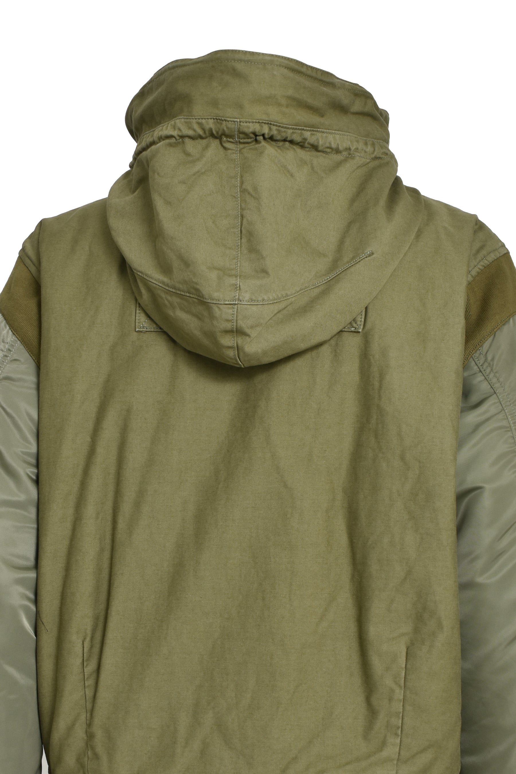 UC2D4218 / KHAKI