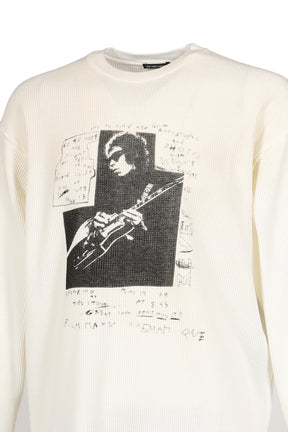 EMIL RELAX FIT BOXY T-SHIRT WITH "THE NIGHT WHISPERS" PRINT / WHT