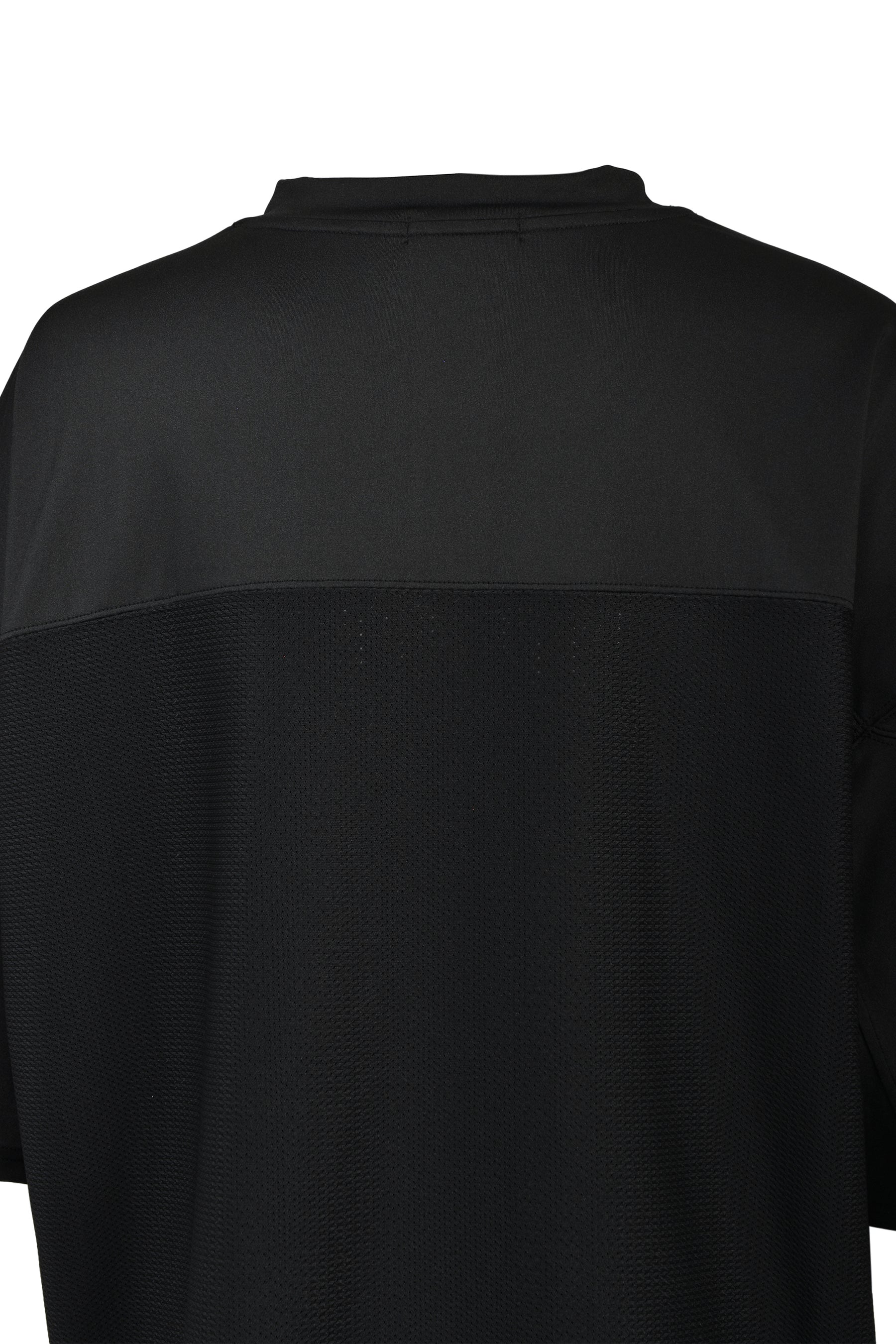 SPORTS V NECK / BLK LOGO