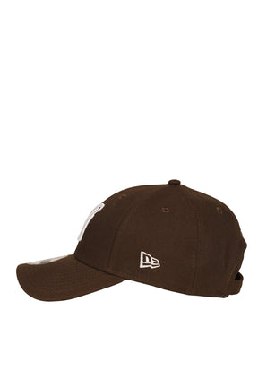 X NEWERA YANKEES CAP / BRW