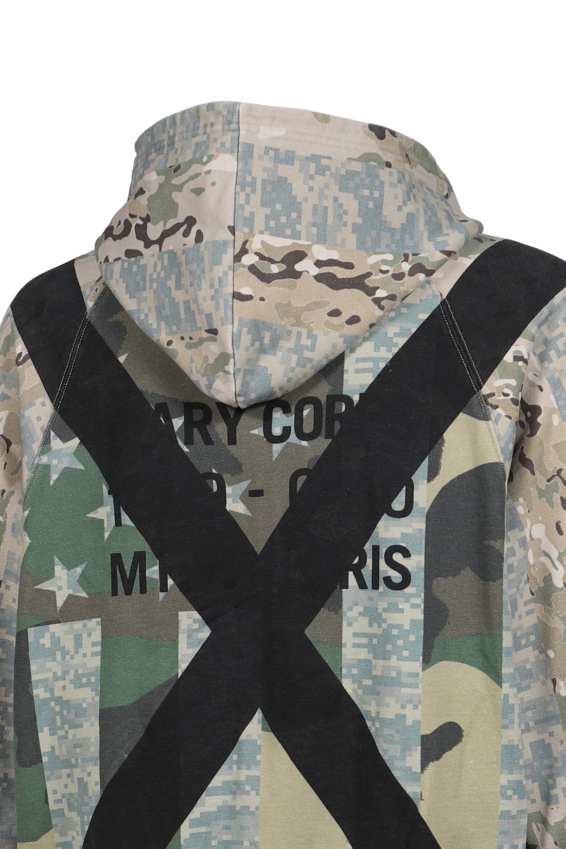 DISTRESSED CAMO HOODIE / CAMO