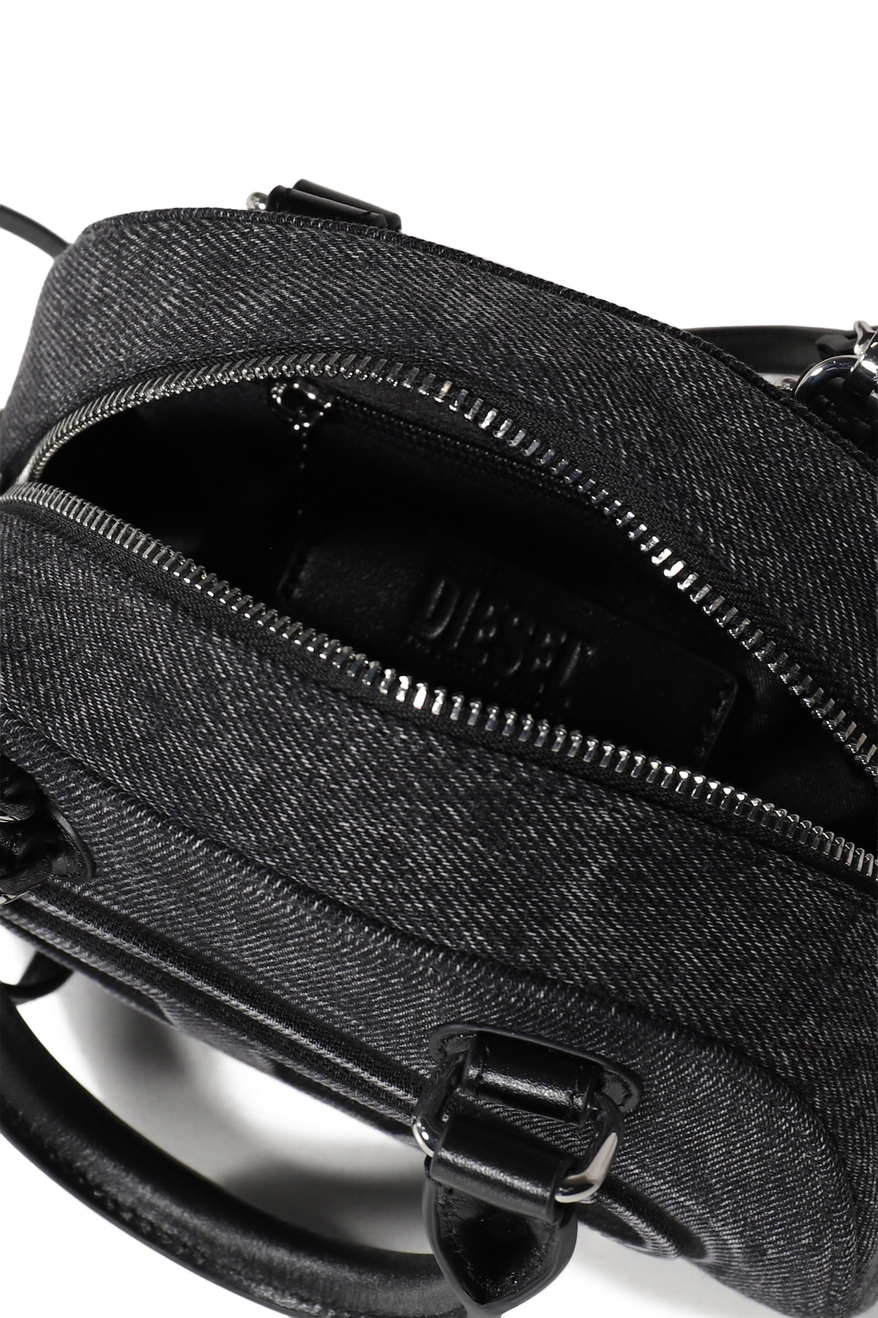 1DR DOME CROSSBODY / BLK