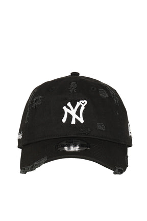 X NEWERA YANKEES CAP / DMGBLK