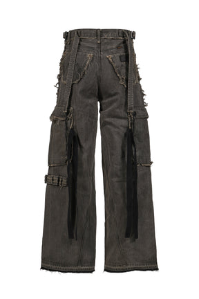 CUT OFF SLASH SEAM TWIST CARGO JEANS / DUST GRY