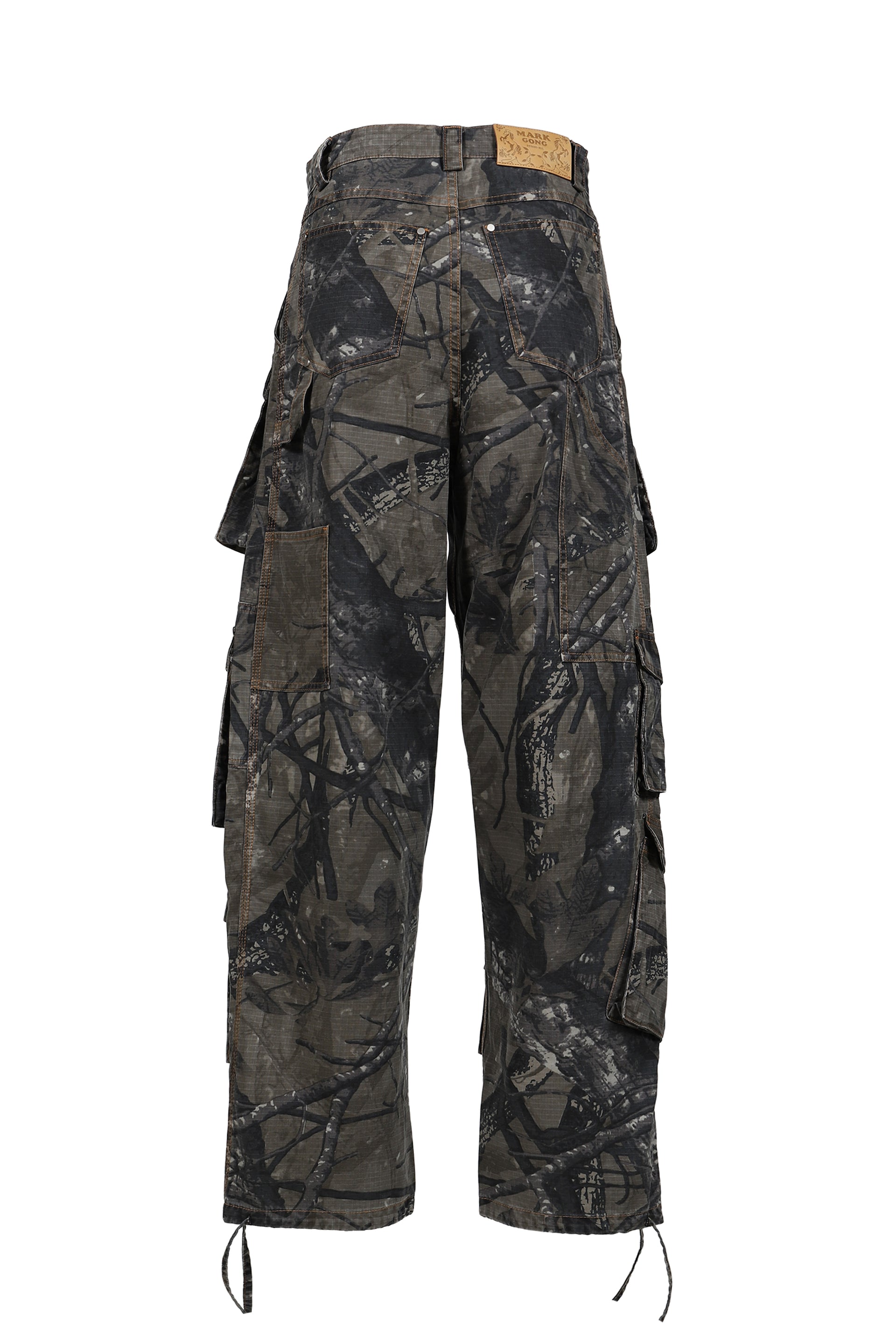 CAMO MULTI-POCKET CARGO PANTS / CAMO