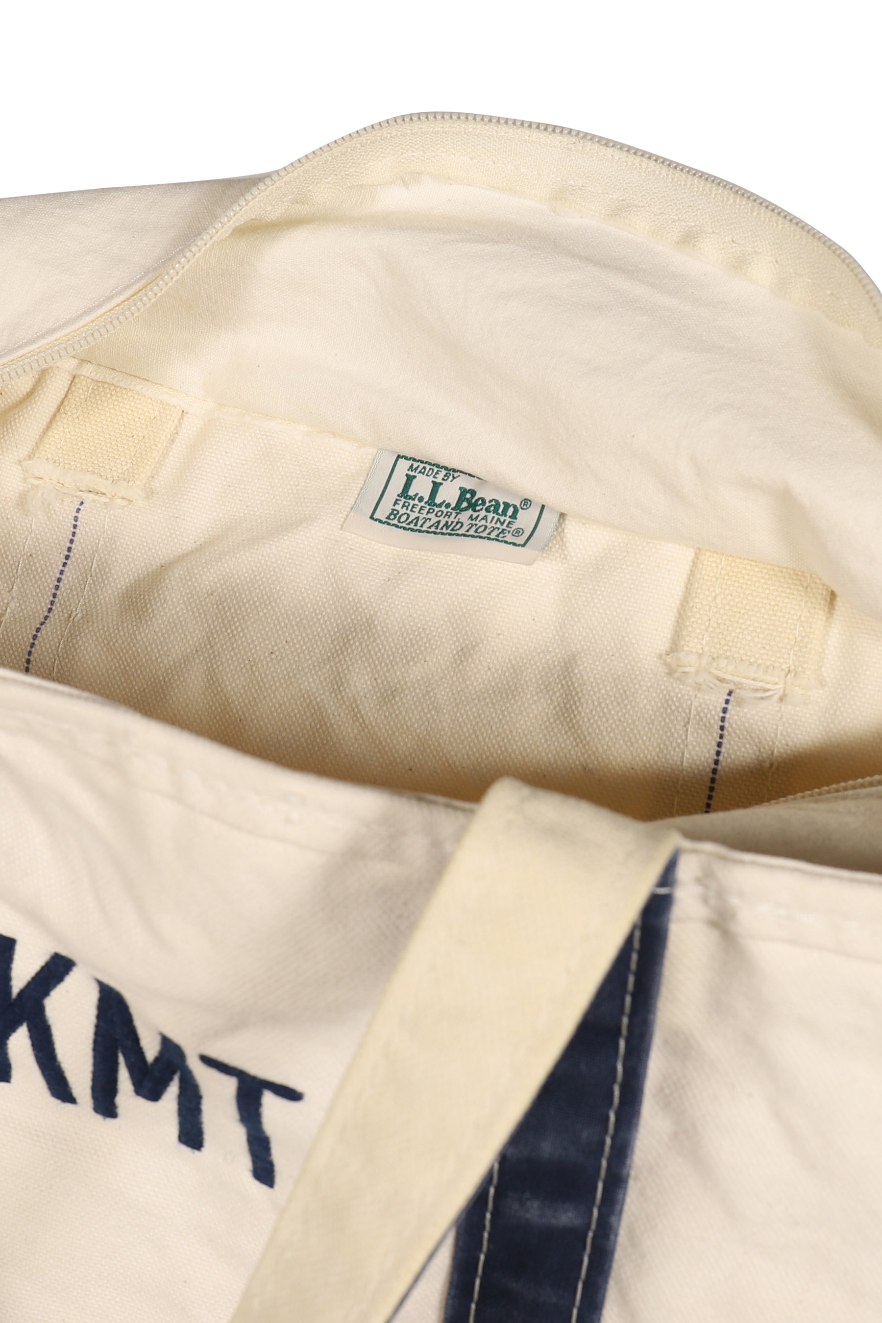 VINTAGE VOTE & TOTE W/ CUSTUM LONG HANDLE / ASSORTED
