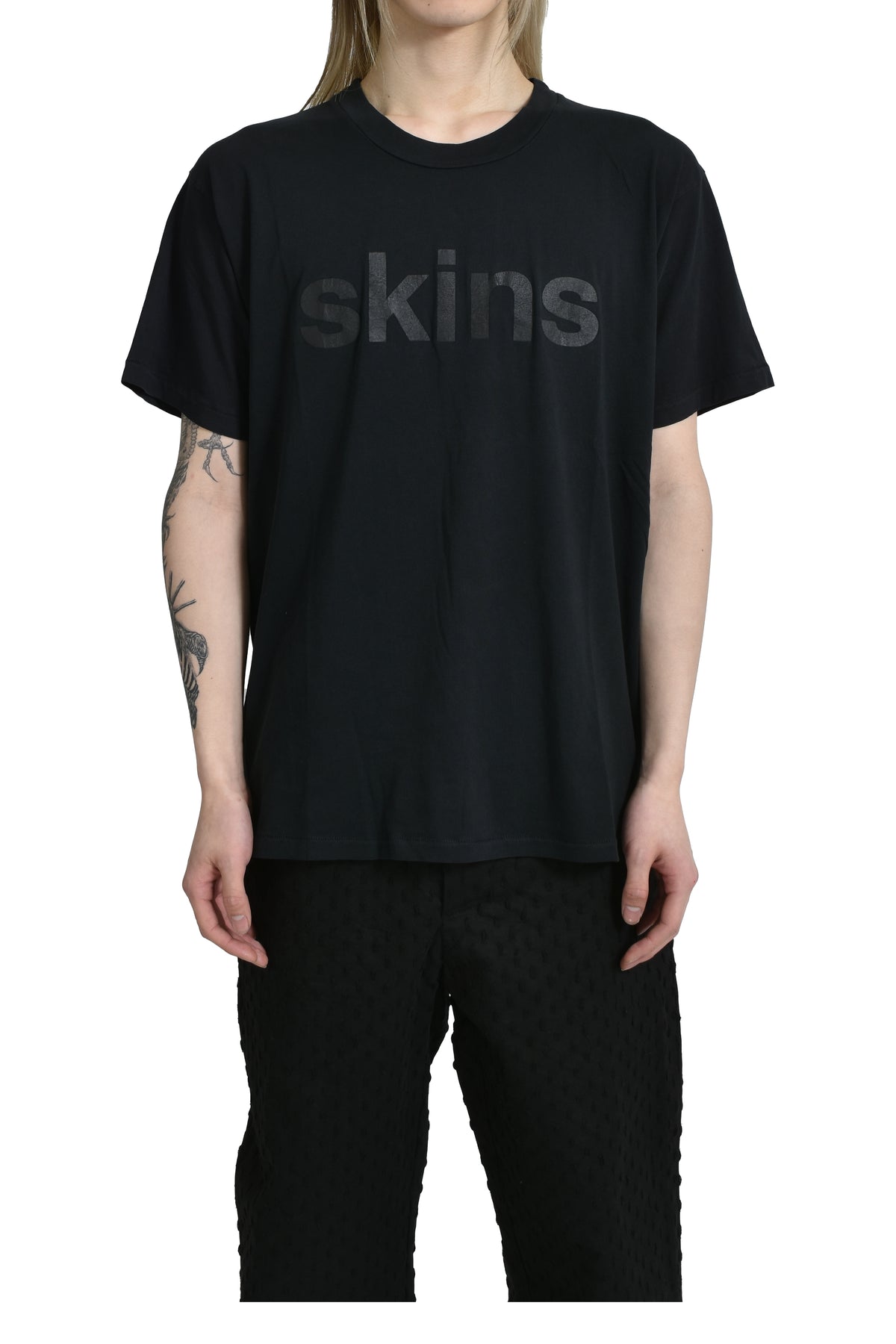 SKINS T-SHIRTS / WASHED BLK