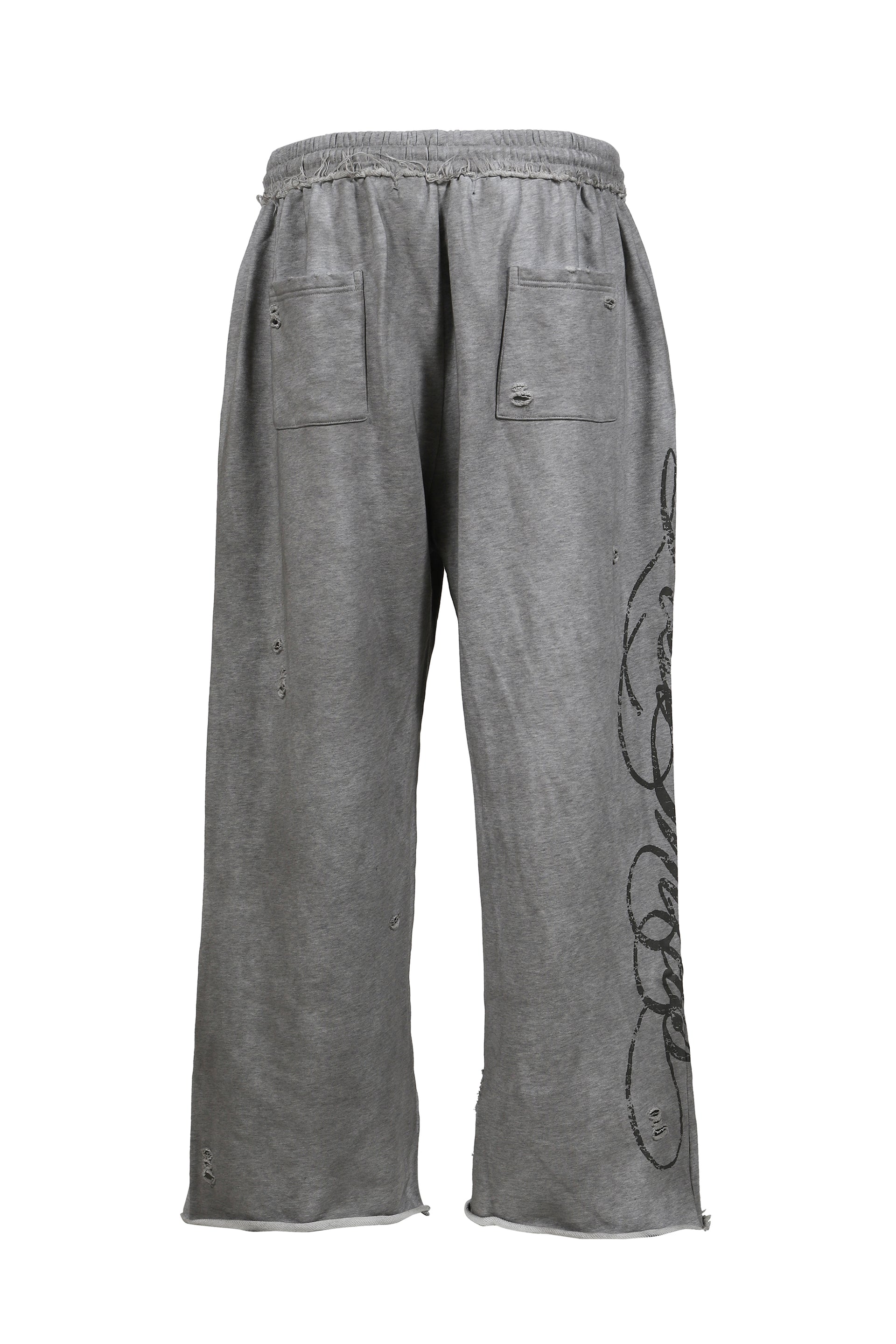 DISTRESSED SCRIPT SWEATPANT / GRY
