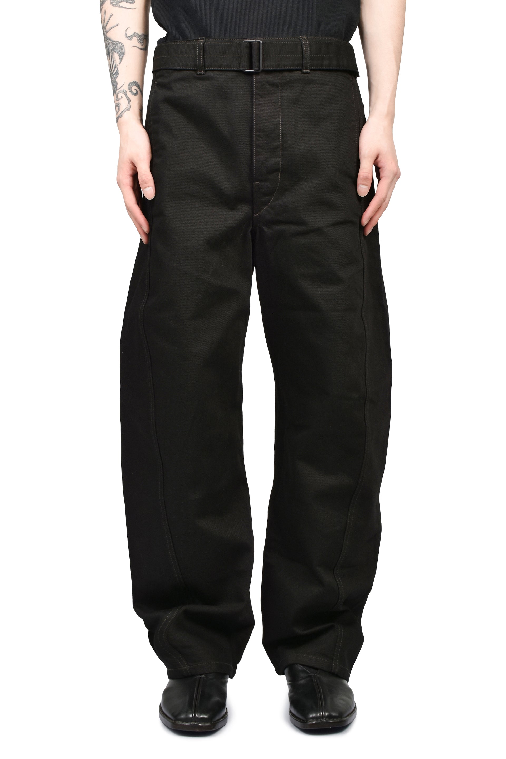 TWISTED BELTED PANTS / BLK