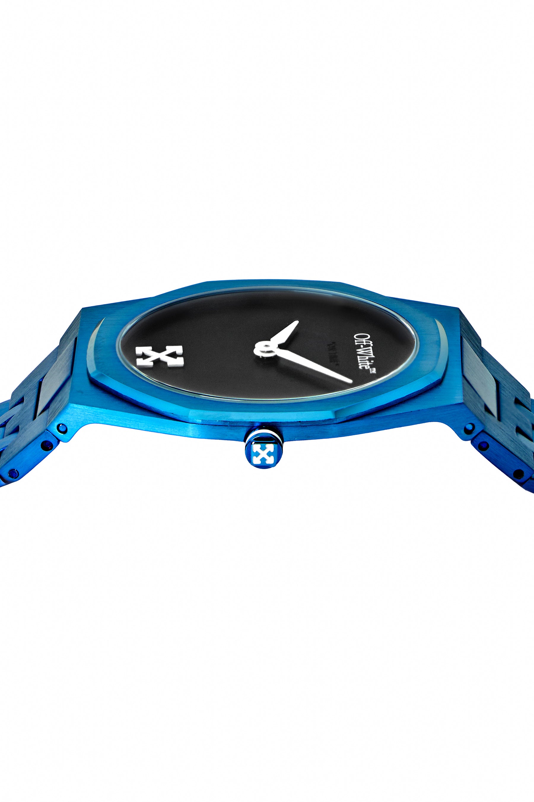 ON TIME / BLU