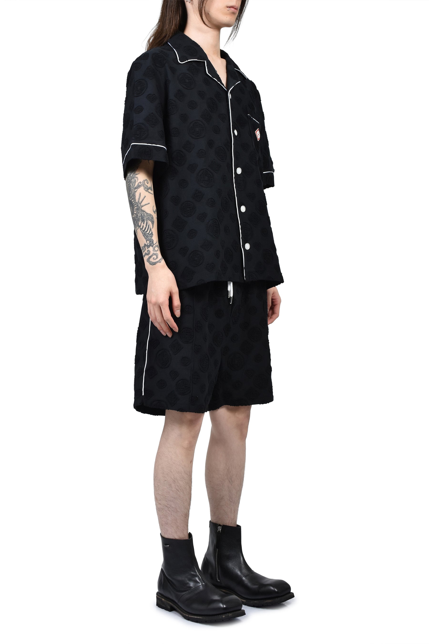 CRYSTAL MONOGRAM SWEATSHORT / BLK