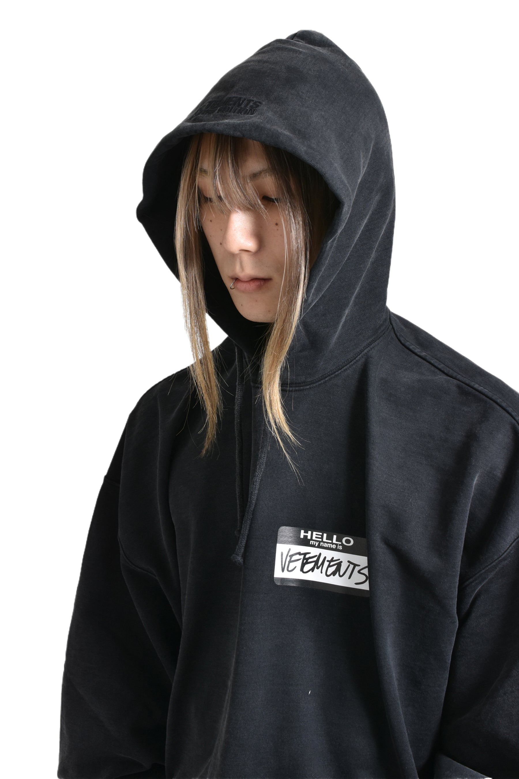 HELLO MY NAME IS VETEMENTS HOODIE / BLK