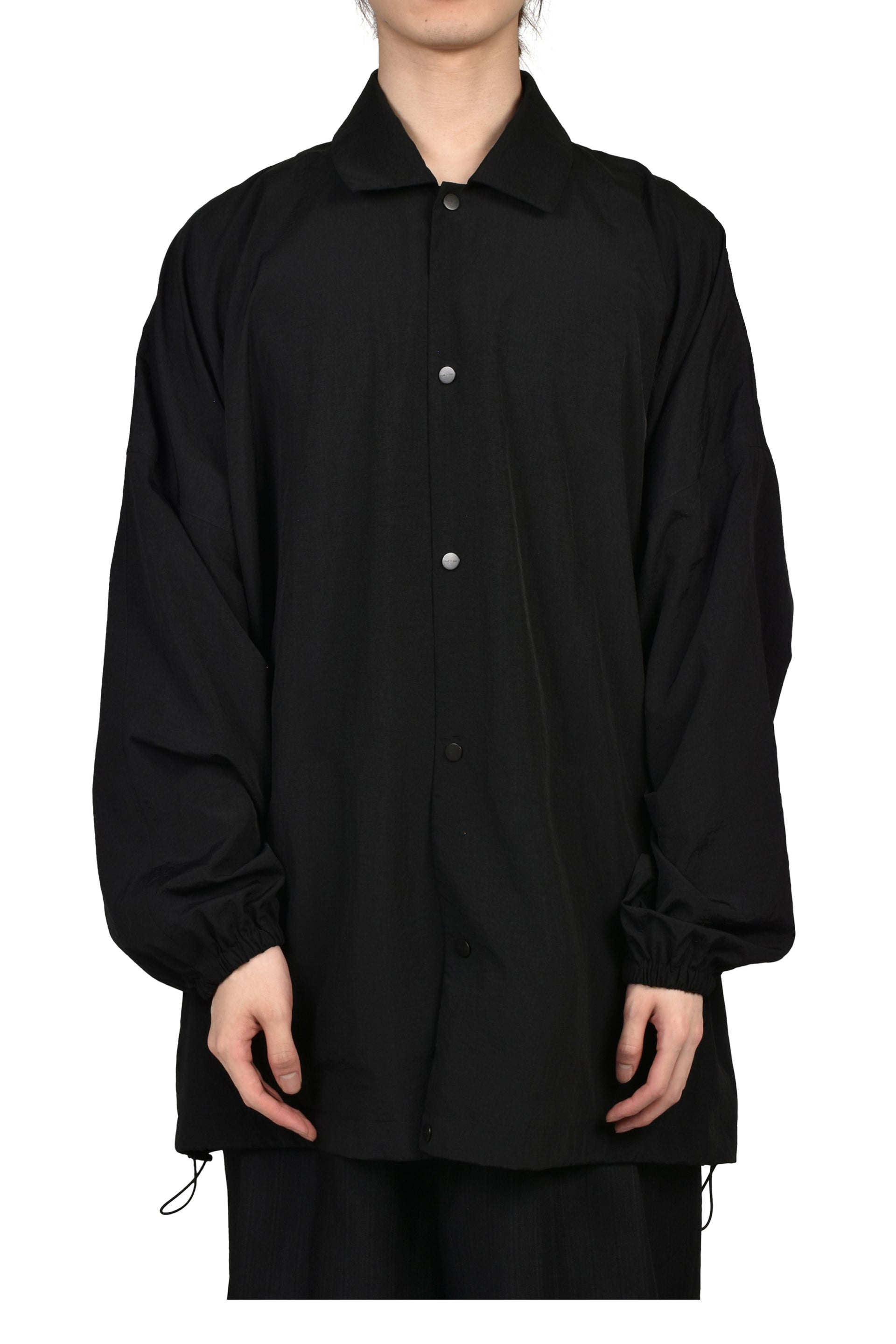 TECH WINDBREAKER / BLK