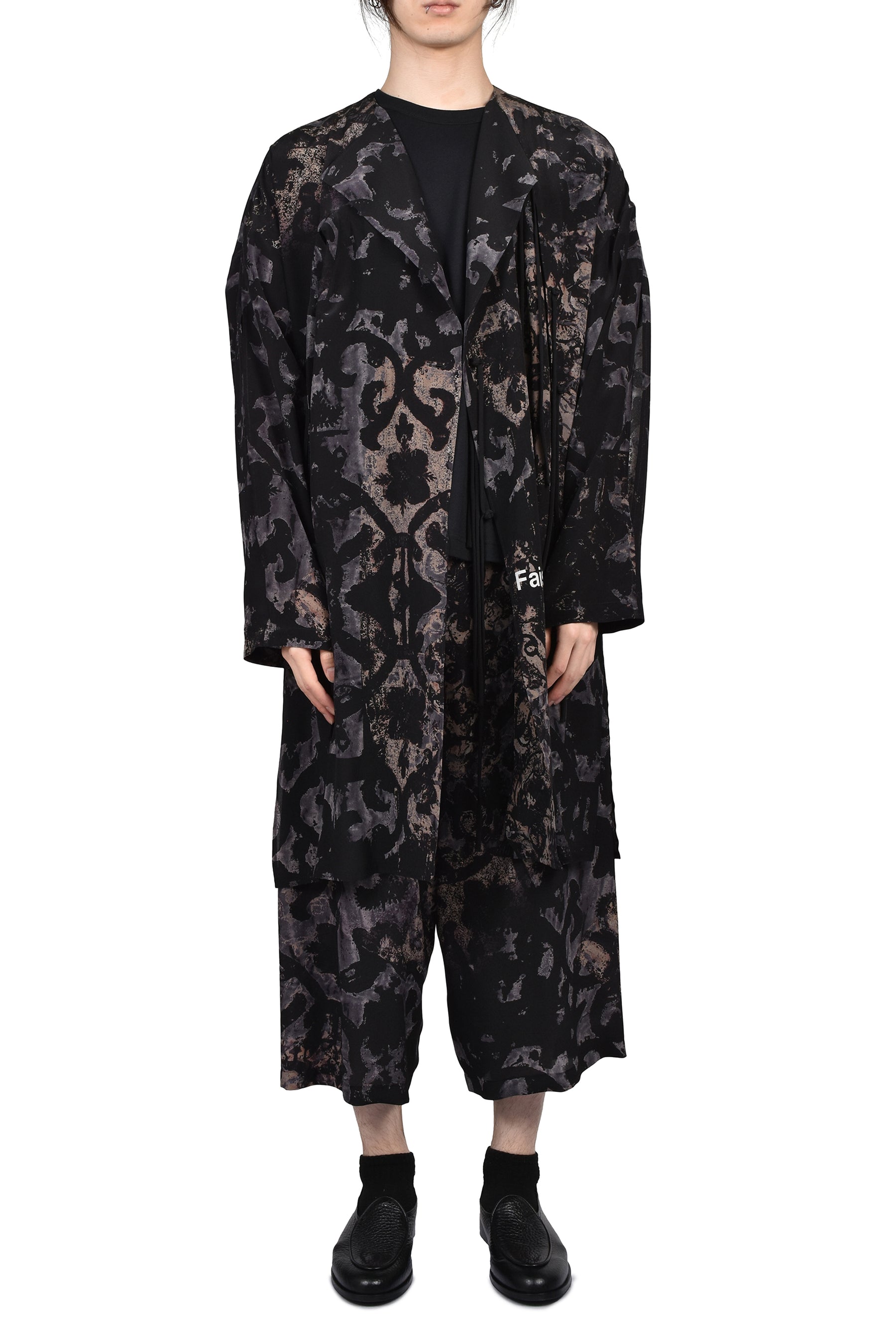 BAROQUE NO COLLAR FRINGE JACKET / BLK