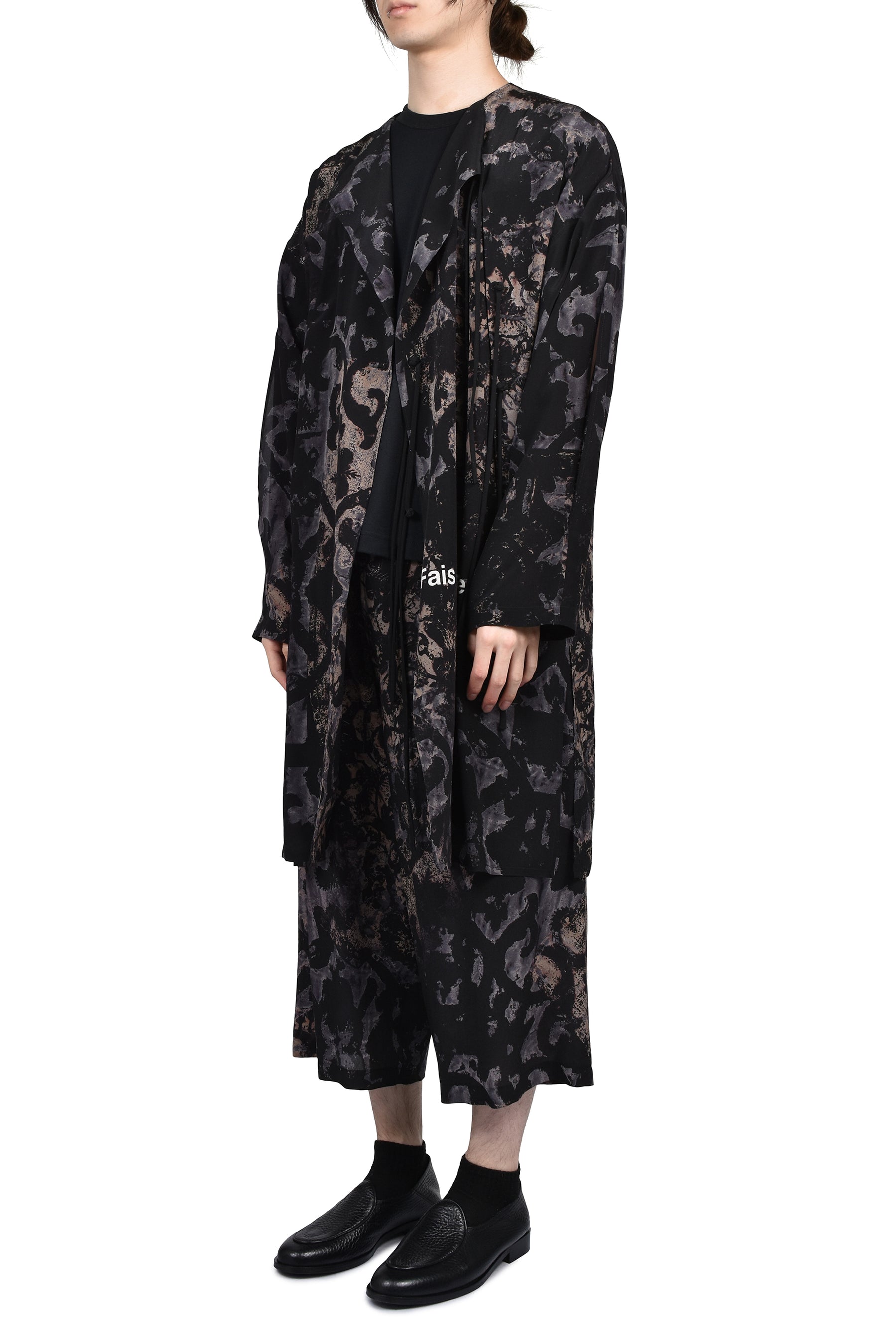 BAROQUE NO COLLAR FRINGE JACKET / BLK