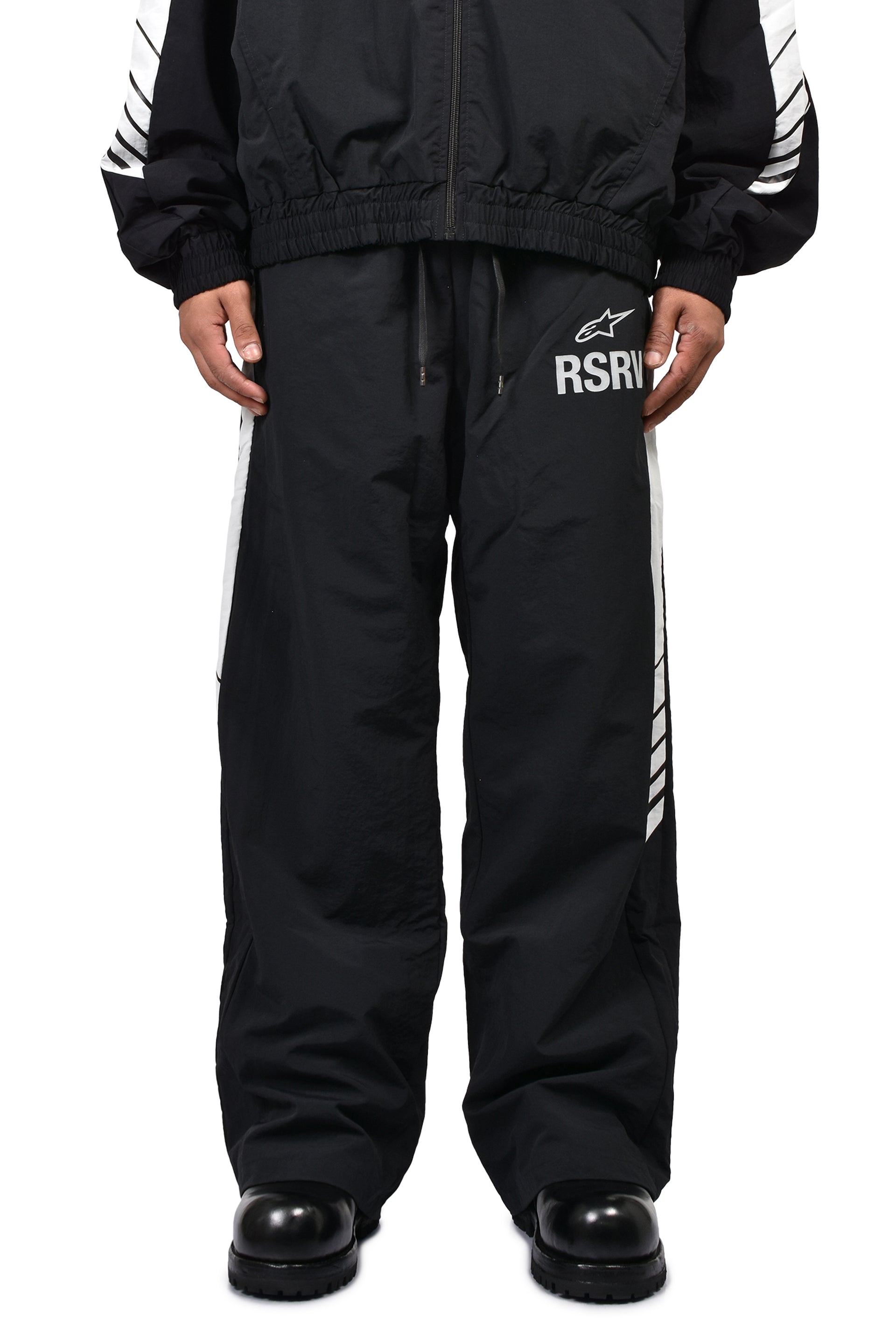 CROSSOVER TRACKSUIT PANTS / BLK