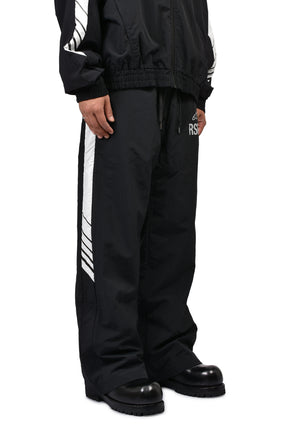 CROSSOVER TRACKSUIT PANTS / BLK
