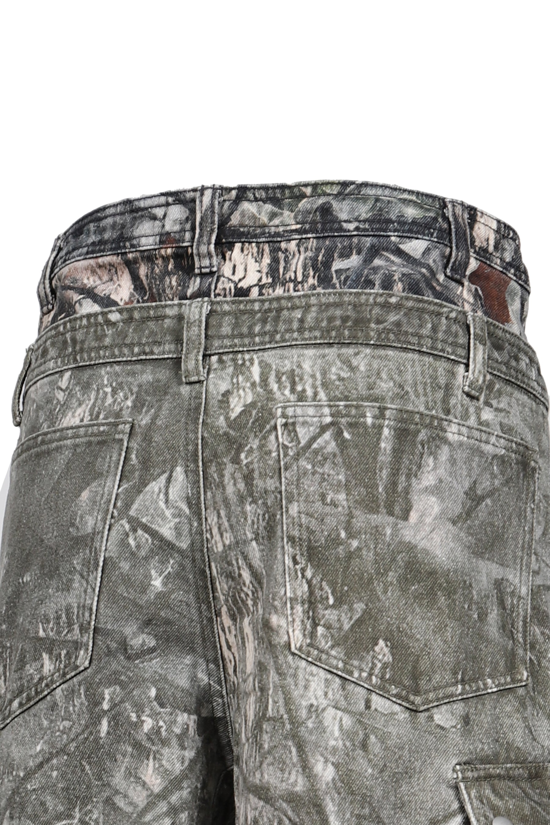 CAMO SHORTS / KHA