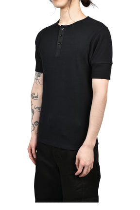 RIB HENLEY TOP / BLK