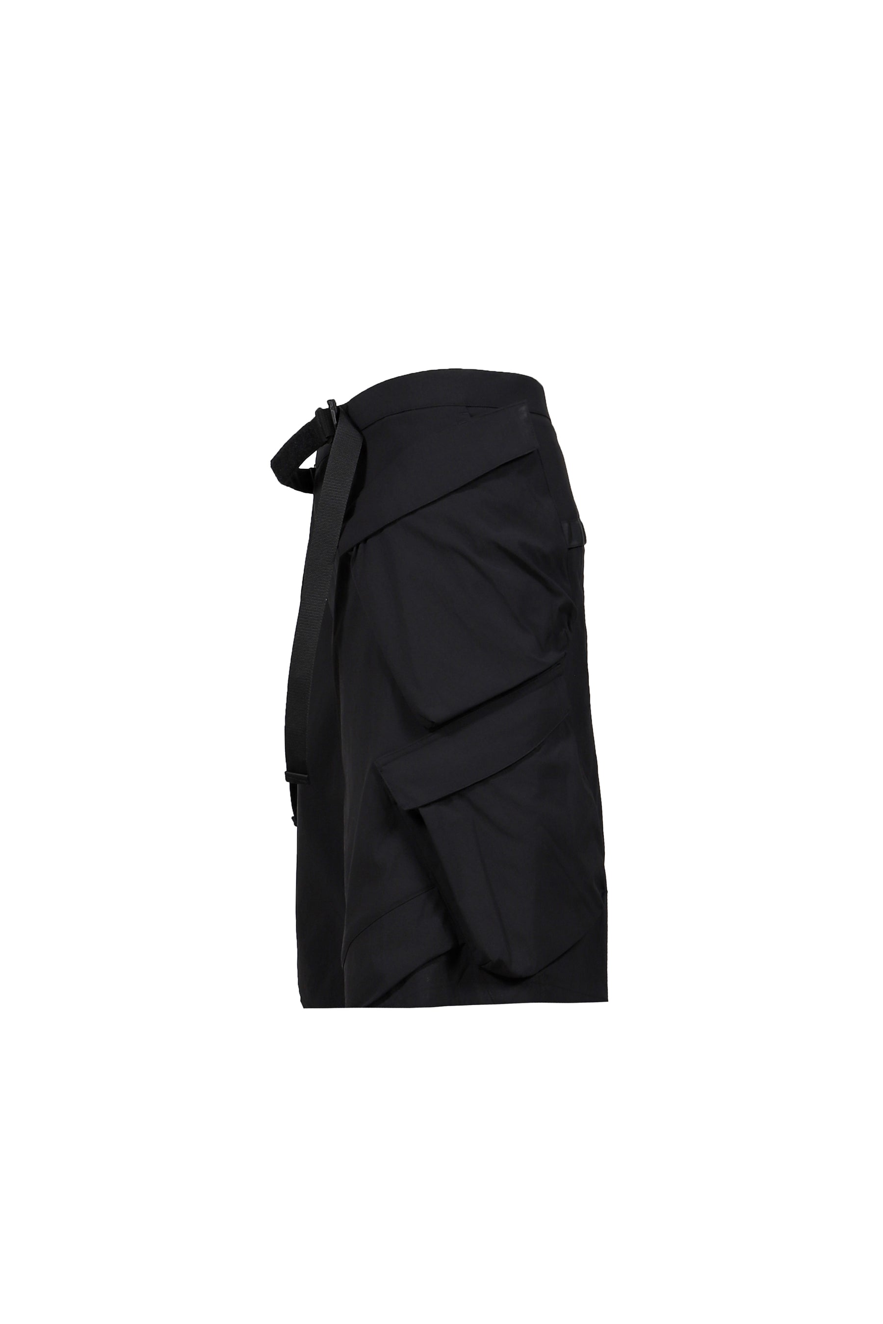 ACRONYM NYLON STRETCH DOUBLE CARGO SHORT PANT GEN. 1 (SP56A-M) / BLK