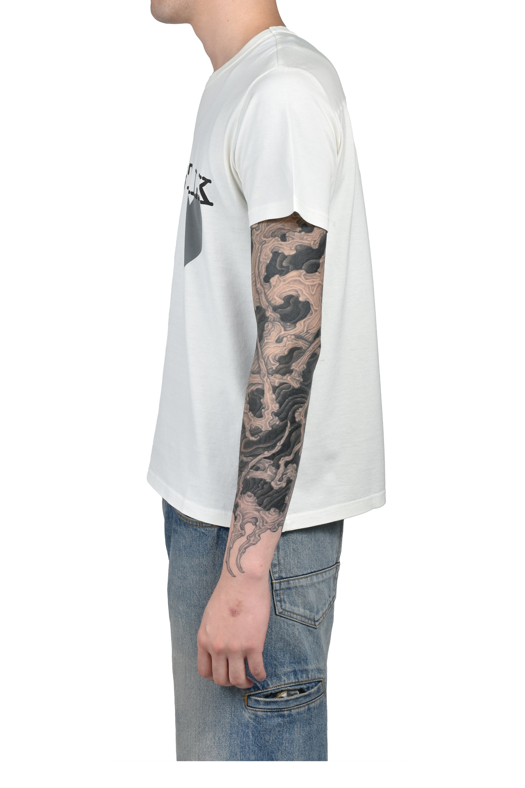 ATS FITTED SHORT SLEEVE / OFF WHT