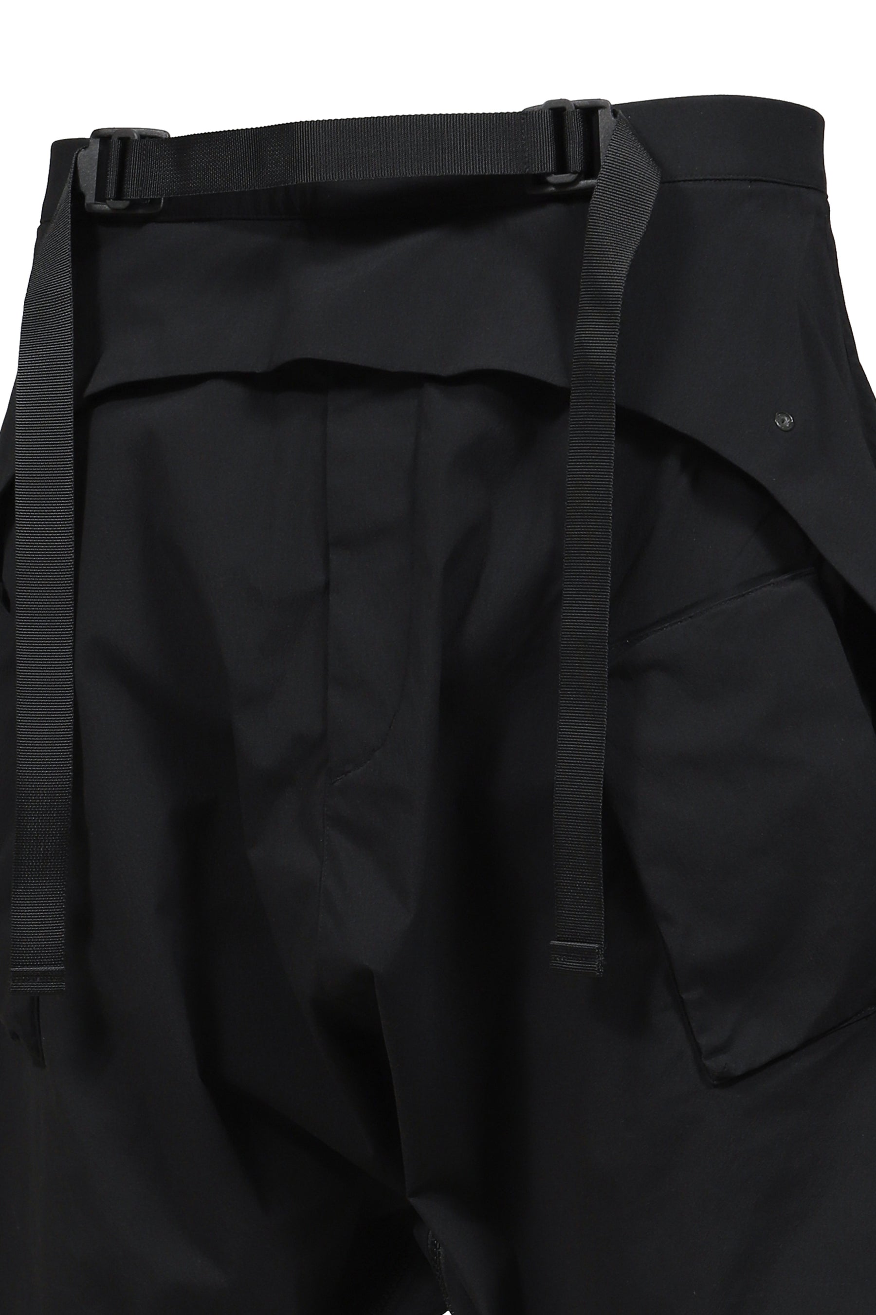 WIDE SHAPED SKIRT / BLK