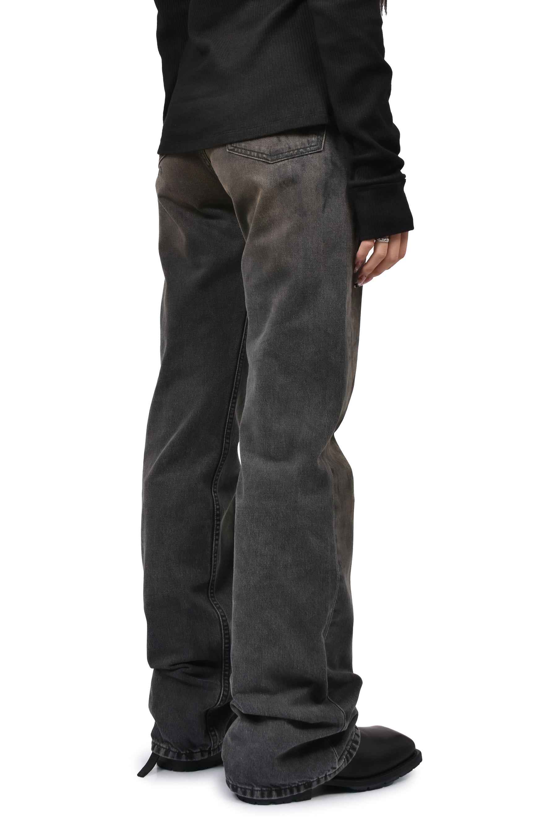 BOOT CUT / BLK
