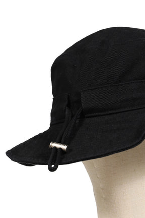 BLACK BUCKET HAT WITH STRING / BLK