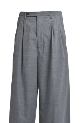 DOUBLE TUCK WIDE TROUSERS / GRY