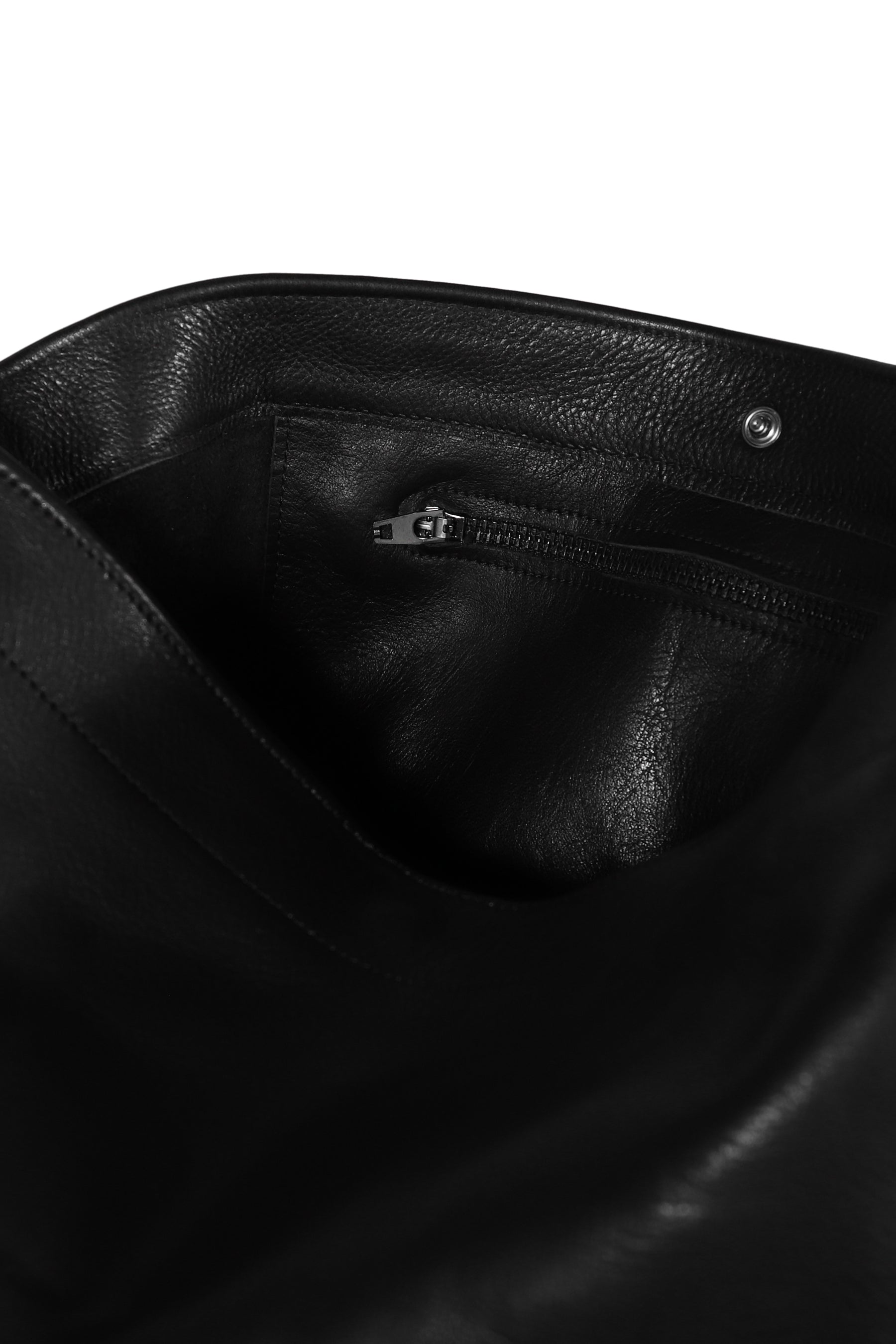 ASPHYX MESSENGER BAG / BLK