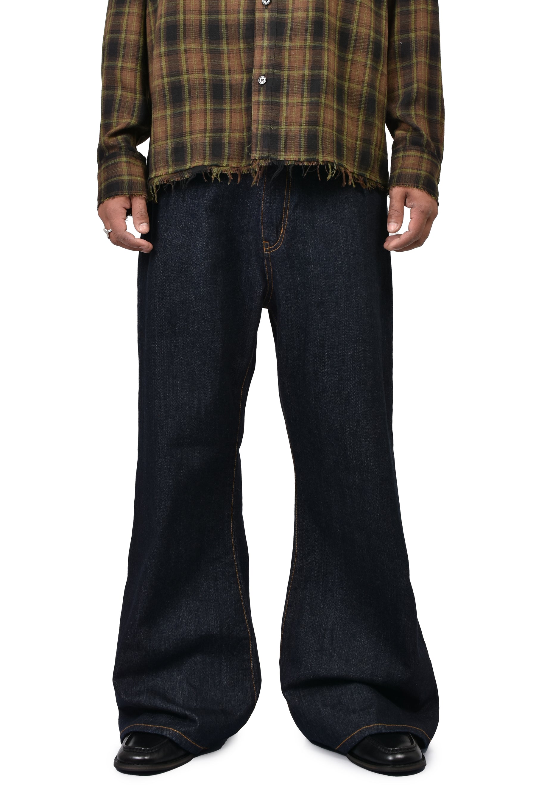 SAUNTER CUT RAW JEANS / RAW IND