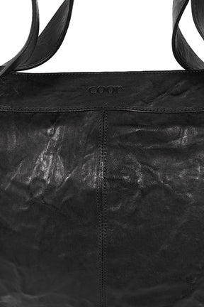 MULTI POCKET CRINKLED LAMBSKIN TOTE BAG / BLK
