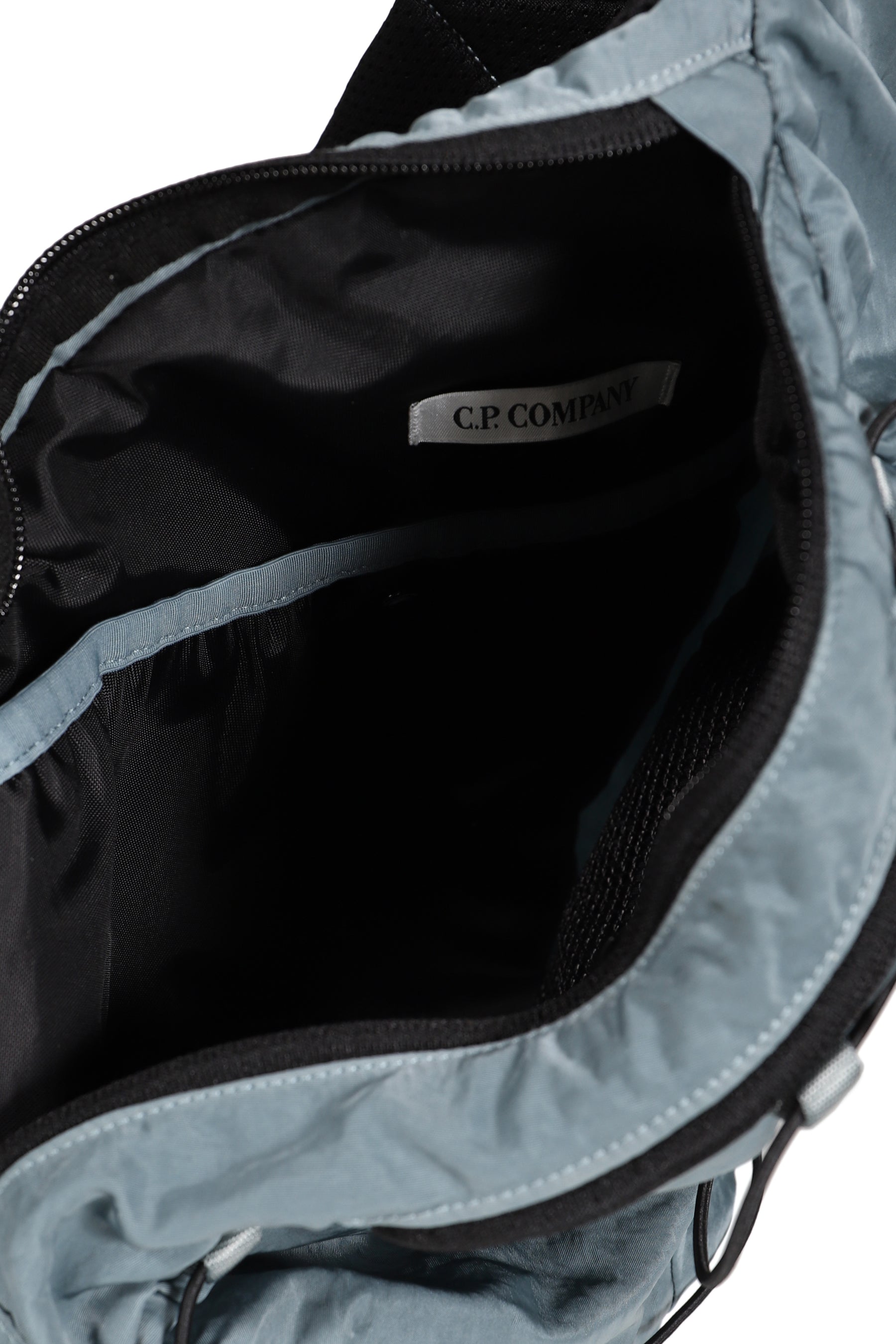 NYLON B CROSSBODY BACKPACK / SIL BLU