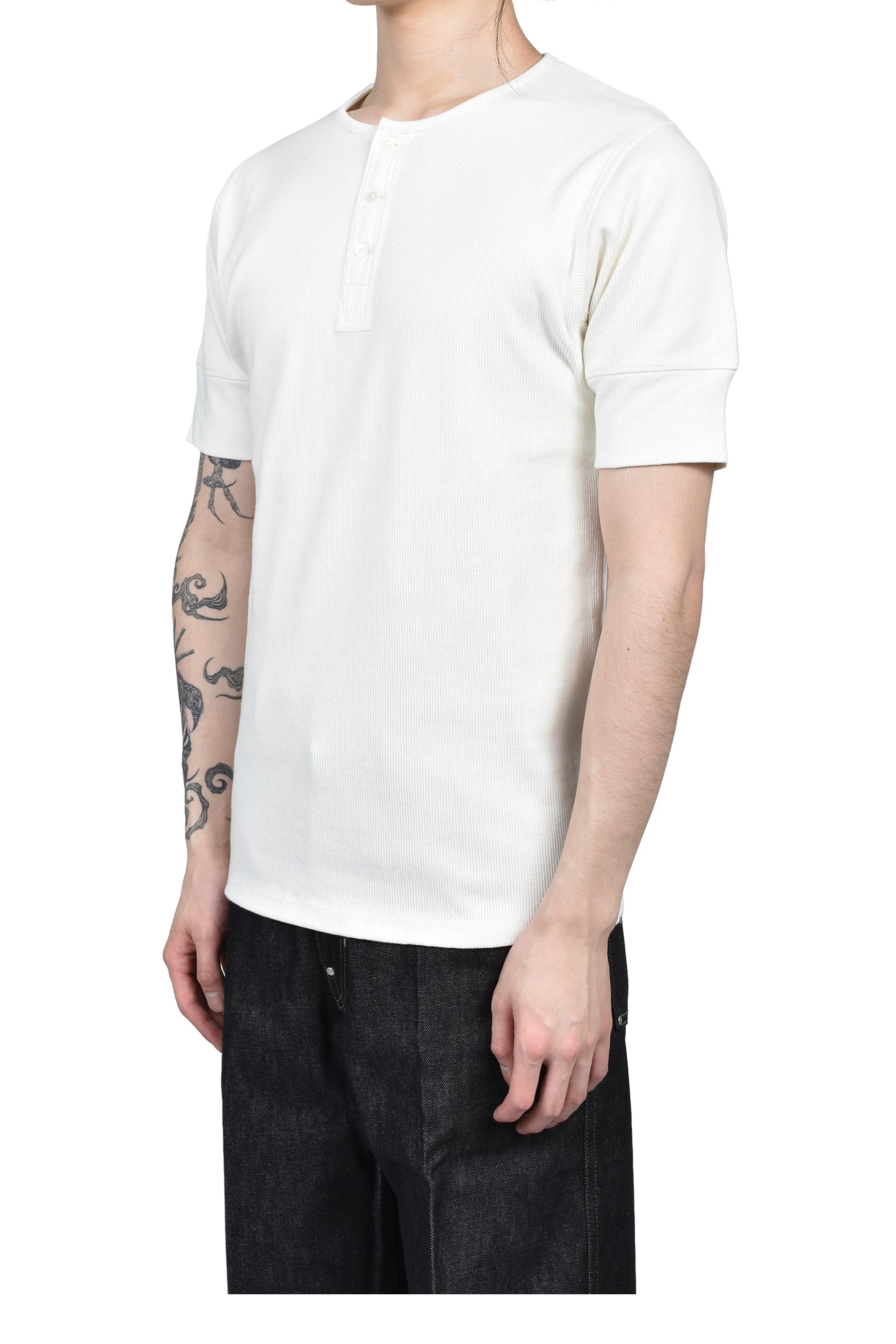 RIB HENLEY TOP / MILK