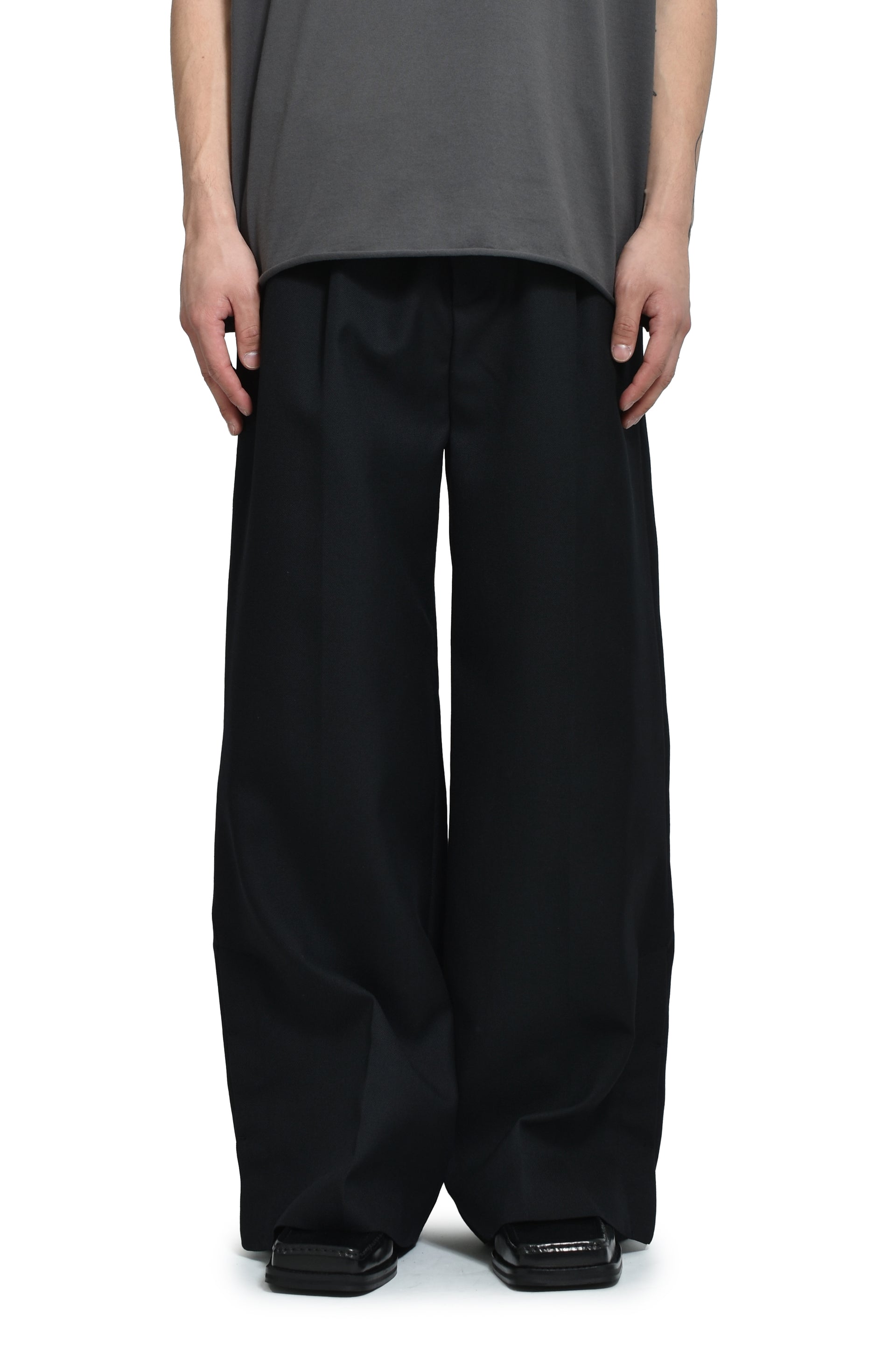 CITIES' CLUB WIDECUT / BLK