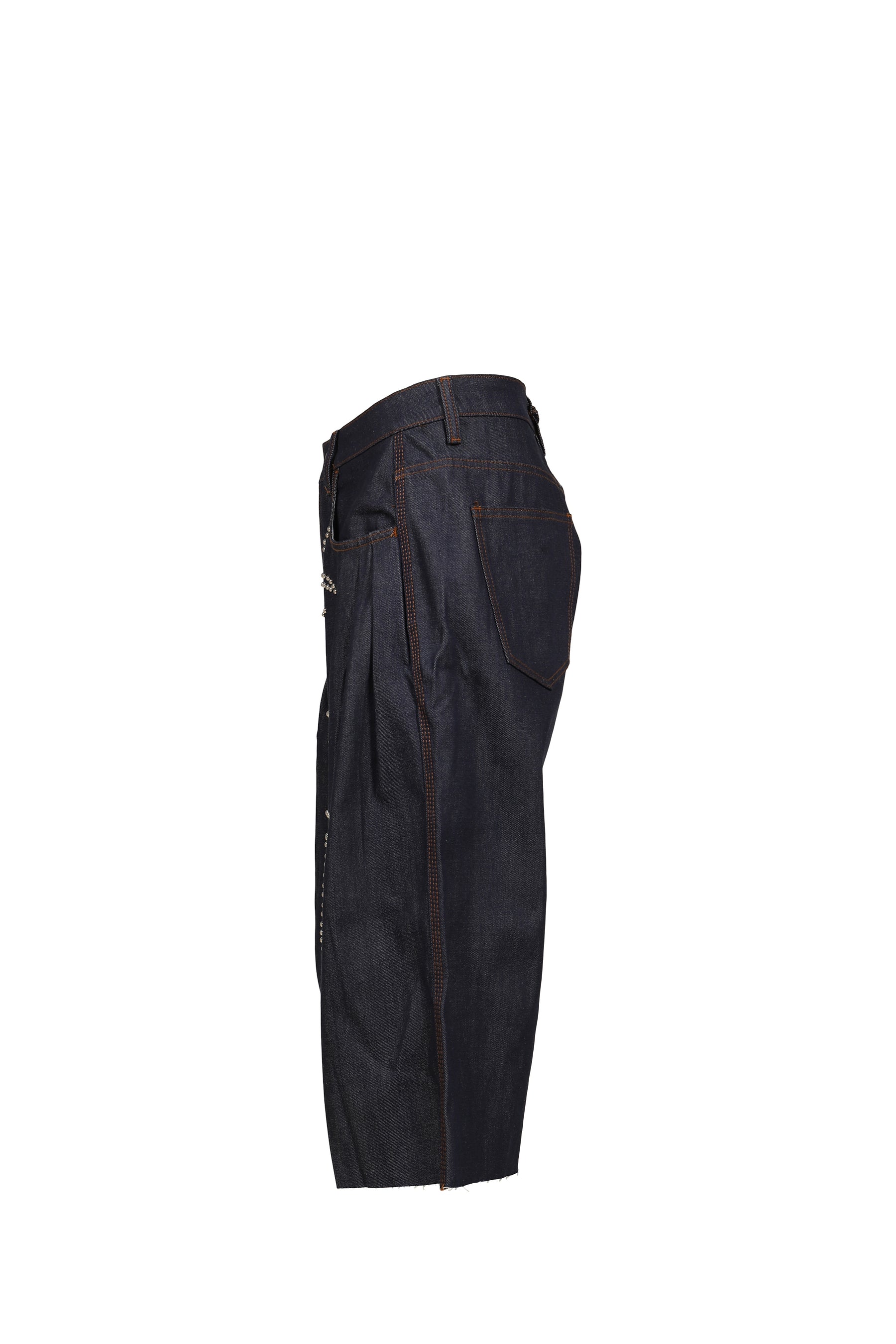 STUDDED FACE PLATED LONG SHORTS / RAW DENIM