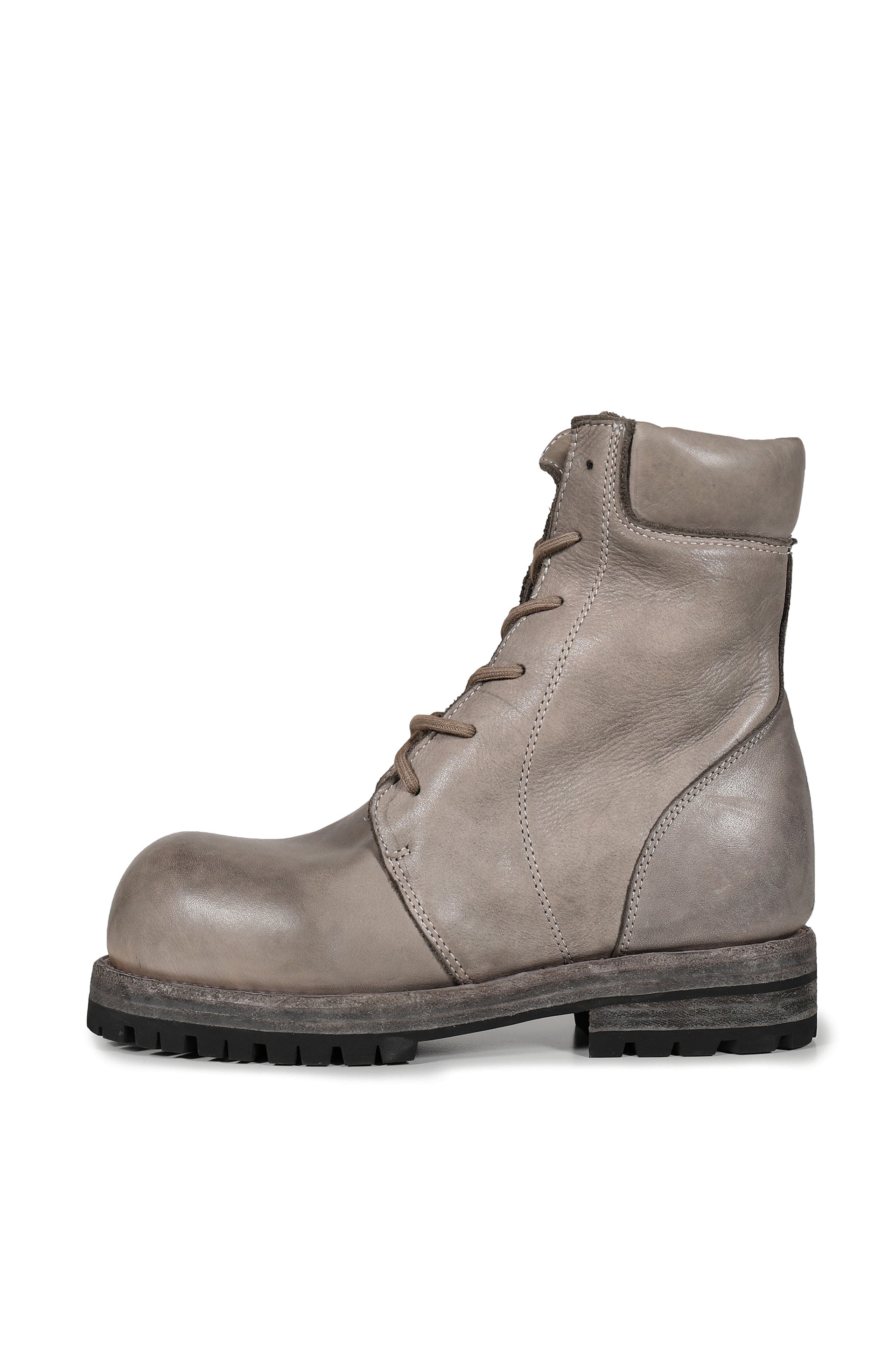MOAN BOOT / CONCRETE