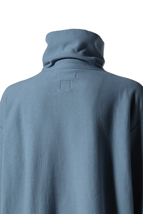 SHIRAI HIGHNECK SWEAT / SMOKE BLUE