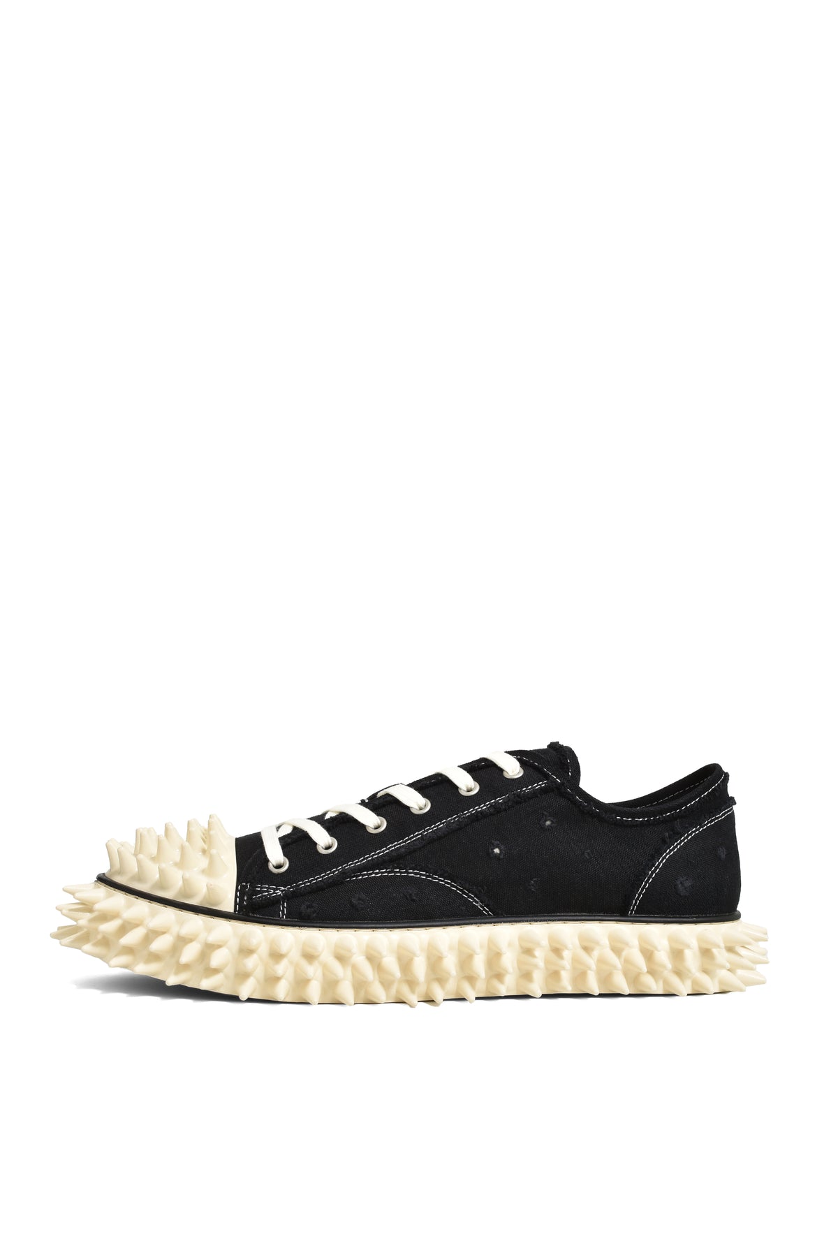 SPIKY CANVAS SNEAKER / BLK