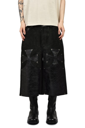 LEATHER CHOPPER SHORTS / BLK